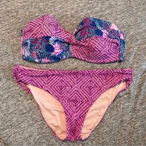 Bright and fun VS Swimsuit 💕💙💜